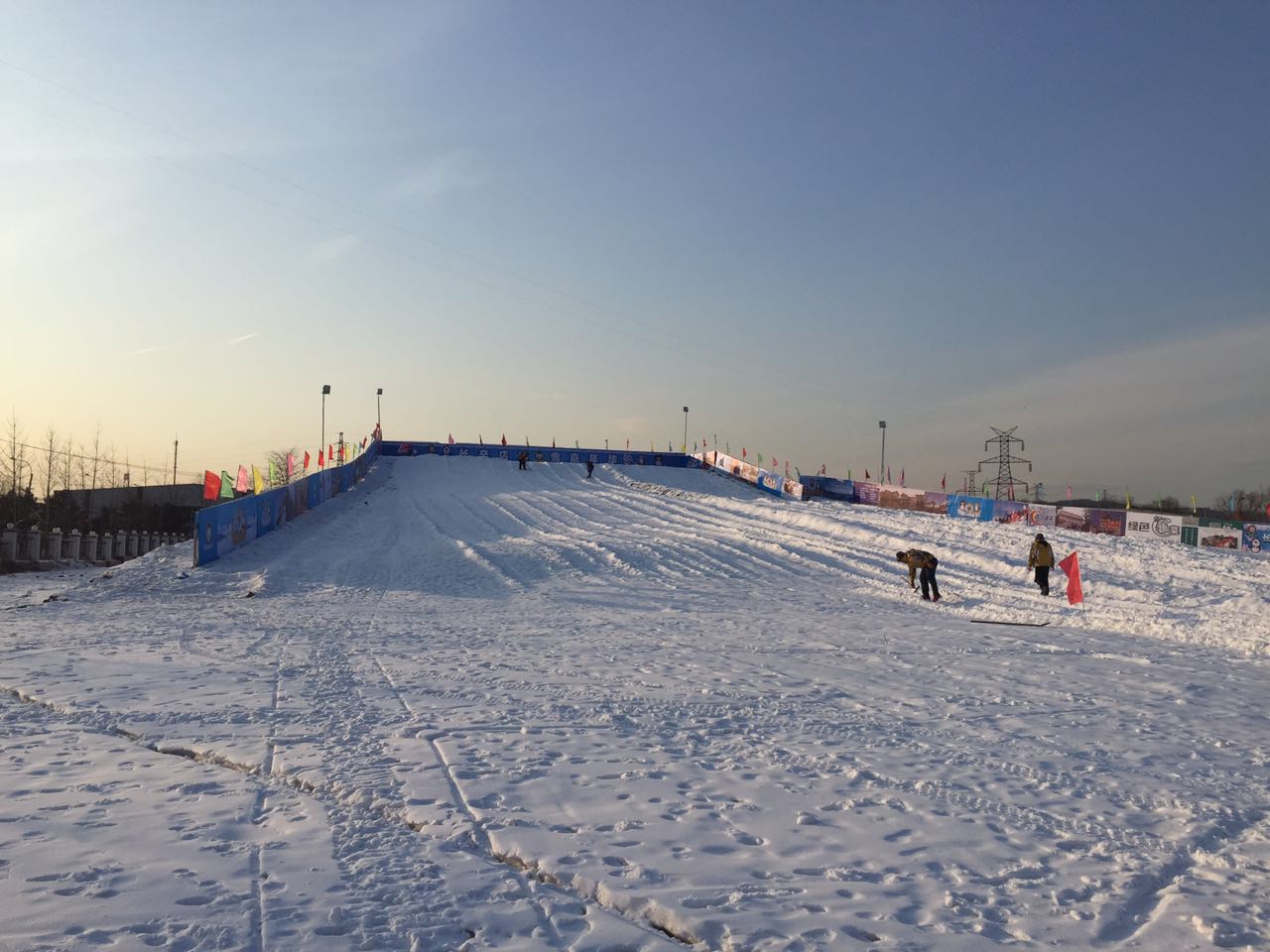 北京朝阳店冰雪乐园戏雪乐园